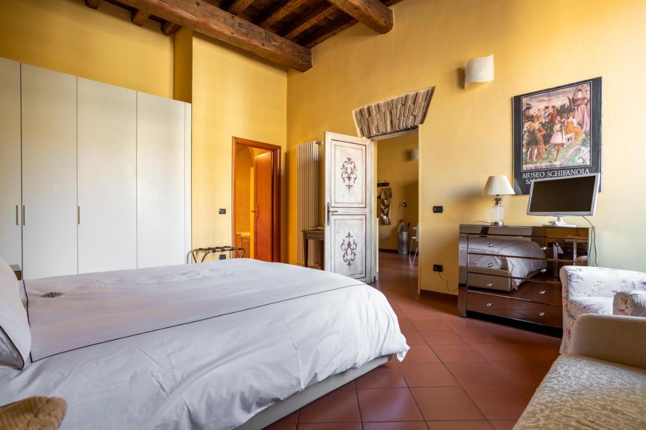 Casa Duchesse Al Castello Apartment แฟร์รารา ภายนอก รูปภาพ